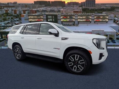 Used 2024 GMC Yukon AT4 w/ Technology Package image 1