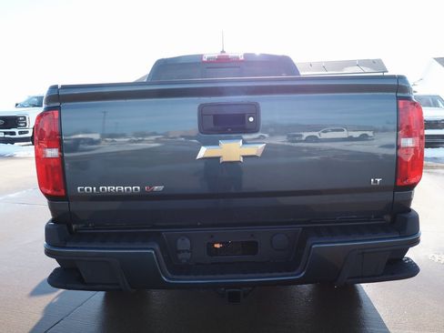 Used 2019 Chevrolet Colorado LT w/ LT Convenience Package image 13