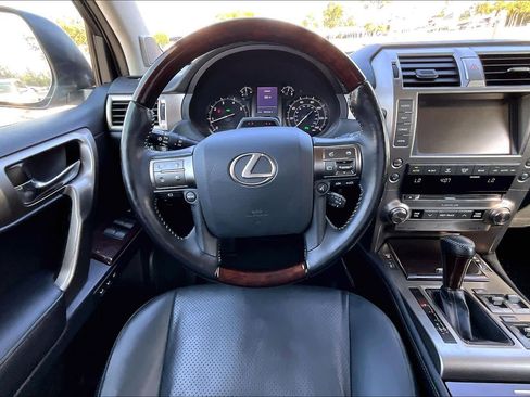 Used 2016 Lexus GX 460 Luxury image 6