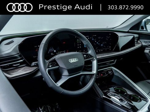 Used 2025 Audi Q5 Premium w/ Convenience Package AWD/4WD image 4
