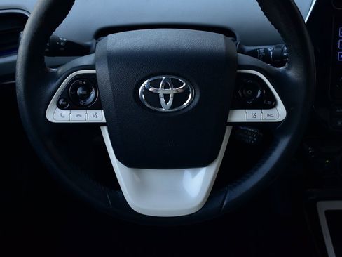 Used 2017 Toyota Prius Four Touring w/ Protection Package image 29