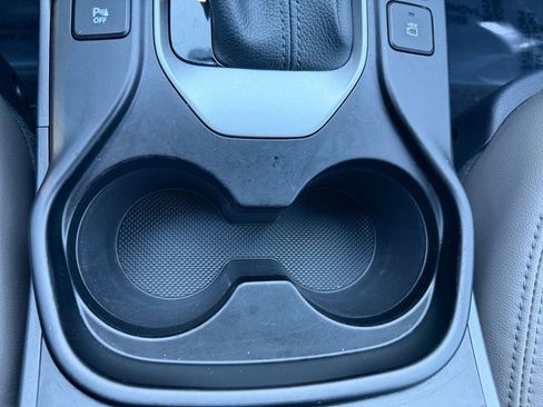 Used 2018 Hyundai Santa Fe Sport w/ 2.4L Tech Package 04 image 20