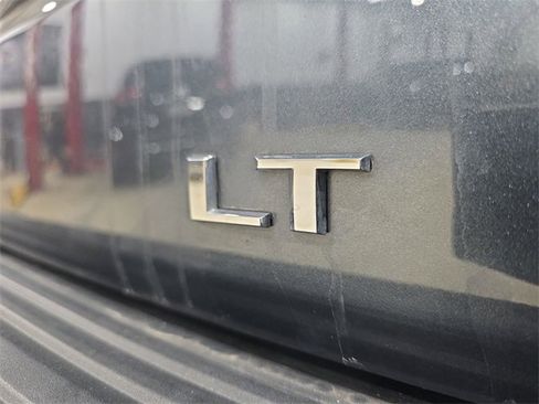 Used 2021 Chevrolet Tahoe LT w/ Rear Media and Nav Package image 28