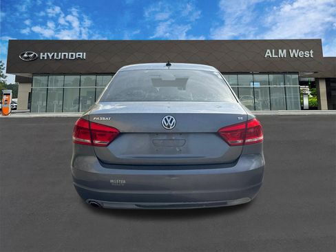 Used 2013 Volkswagen Passat 2.5 SE image 6