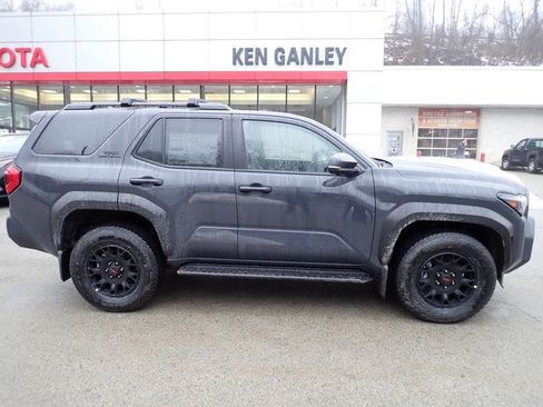 New 2026 Toyota 4Runner TRD Off-Road Premium image 2