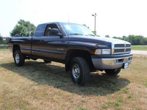 Used 1998 Dodge Ram 2500 Truck 4x4 Quad Cab image 5
