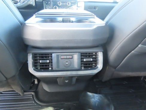 Used 2025 Ford F150 Platinum w/ Equipment Group 702A High AWD/4WD image 17