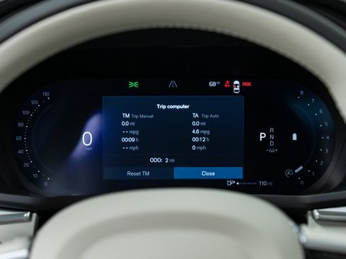 New 2026 Volvo XC60 B5 Ultra w/ Protection Package Premier image 18