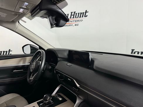 Used 2024 MAZDA CX-90 Plug-In Hybrid w/ Preferred image 29