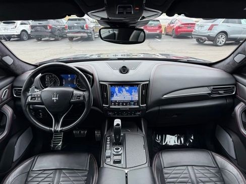 Used 2019 Maserati Levante Trofeo image 26