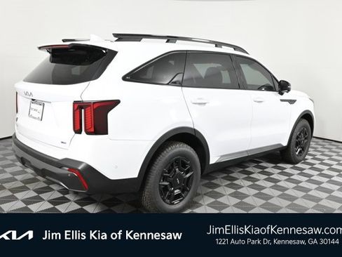 Certified 2024 Kia Sorento SX Prestige w/ Olive Brown Leather Package image 9
