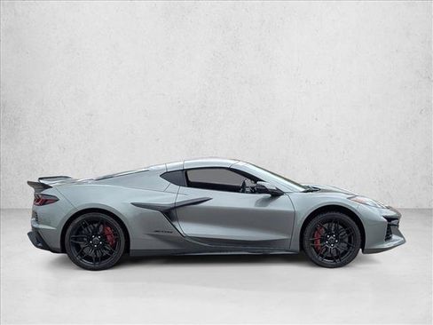 Used 2023 Chevrolet Corvette Z06 w/ Stealth Interior Trim Package image 4
