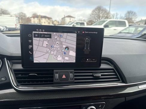 Used 2024 Audi SQ5 Premium Plus image 28
