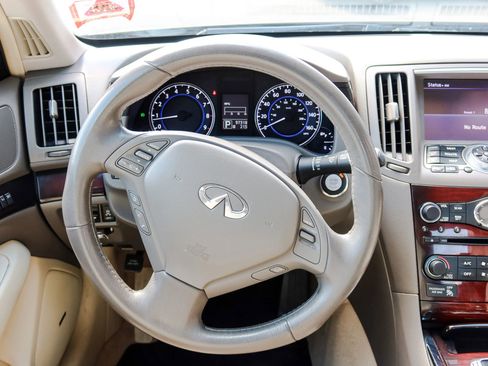 Used 2013 INFINITI G37 x Sedan w/ Premium Pkg AWD/4WD image 16