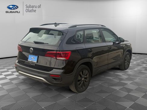 Used 2023 Volkswagen Taos S w/ Driver Assistance Package image 10