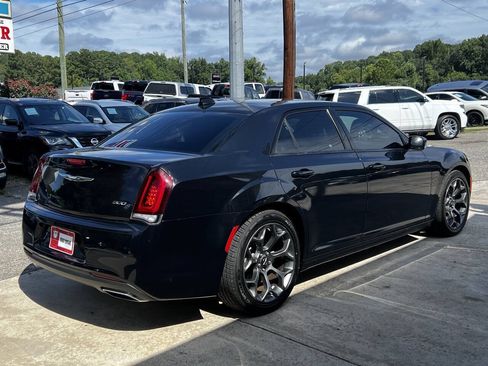 Used 2015 Chrysler 300 S w/ 300S Premium Group RWD image 6