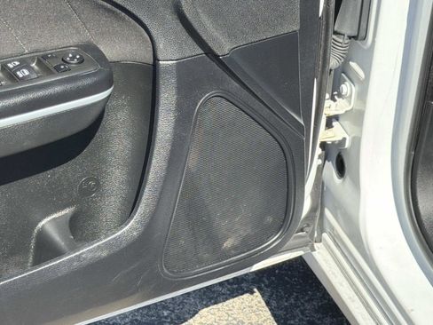 Used 2022 Dodge Charger SXT image 17