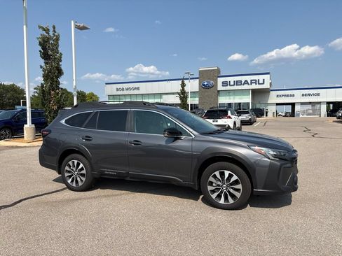 Used 2025 Subaru Outback Limited w/ Popular Package #2 AWD/4WD image 1