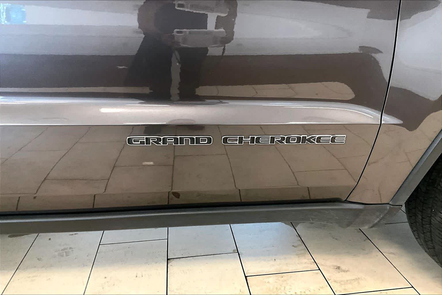 Used 2019 Jeep Grand Cherokee Limited w/ Luxury Group II RWD image 29