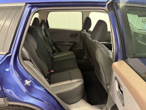 Used 2022 Nissan Rogue S AWD/4WD image 13