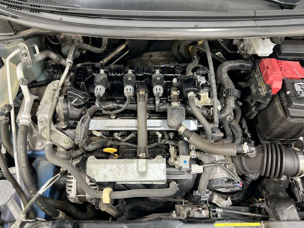 Used 2024 Nissan Versa SR FWD image 23
