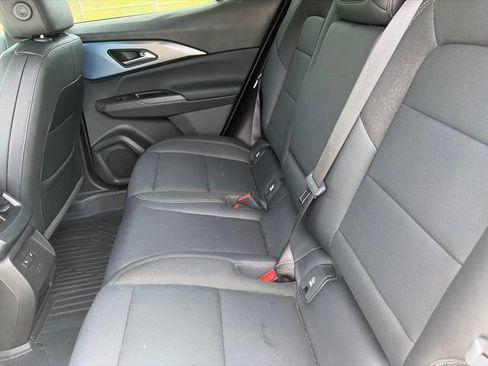 Used 2024 Chevrolet Equinox EV LT FWD image 9