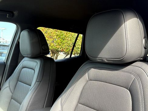 New 2026 Chevrolet Equinox LT w/ Convenience Package II image 15