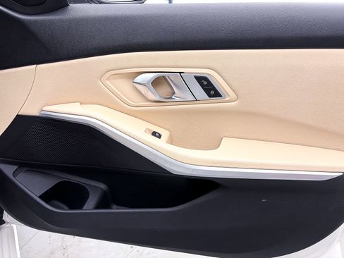 Used 2020 BMW 330i Sedan w/ Convenience Package image 34