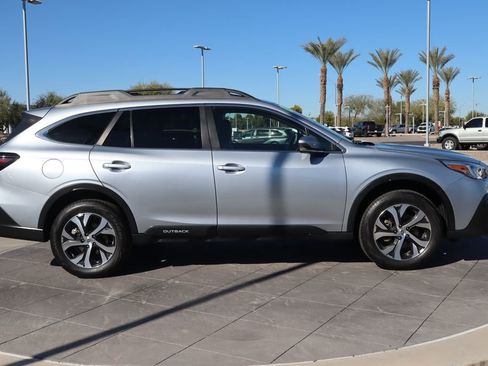 Used 2022 Subaru Outback Limited XT w/ Tech Package 2 image 4