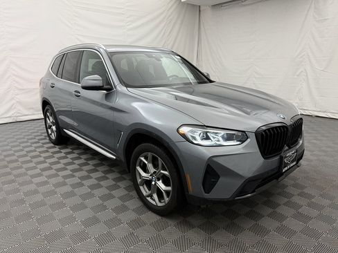 Used 2024 BMW X3 xDrive30i image 4