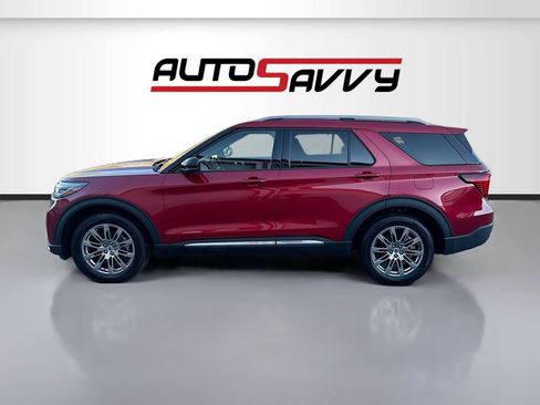 Used 2025 Ford Explorer Platinum image 4