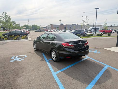 Used 2013 Honda Civic LX image 7