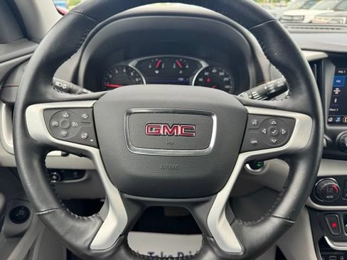 Used 2020 GMC Terrain SLT w/ Preferred Package FWD image 14