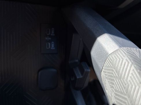 New 2026 Toyota Tacoma TRD Sport image 27