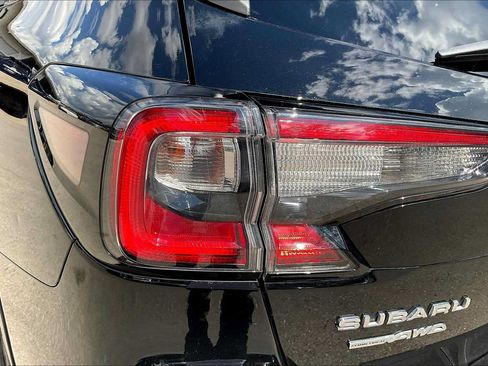 Used 2020 Subaru Outback Limited AWD/4WD image 29