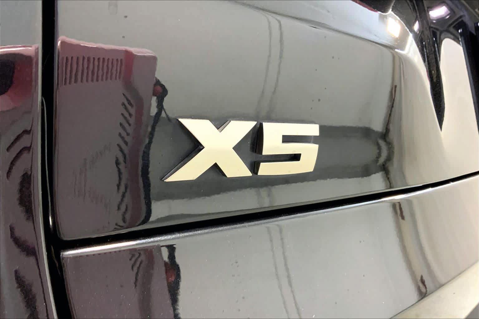 Used 2022 BMW X5 M50i w/ Executive Package AWD/4WD image 29