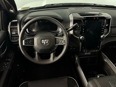 Used 2025 RAM 2500 Laramie image 12
