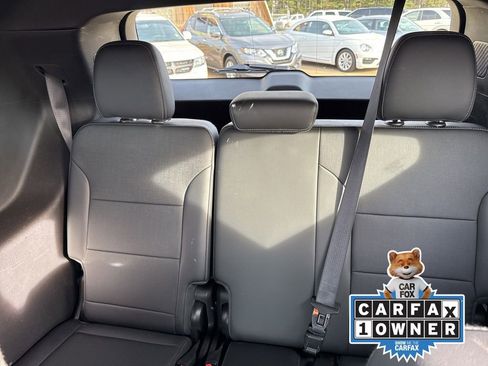 Used 2025 Buick Enclave Preferred image 12