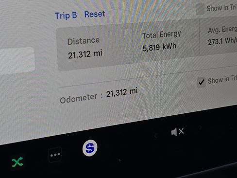 Used 2020 Tesla Model 3 Long Range image 34