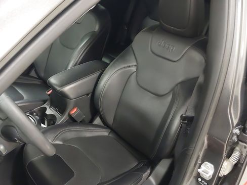 Used 2022 Jeep Cherokee Latitude Lux image 22