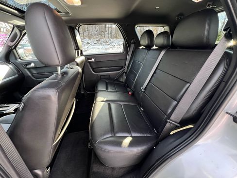 Used 2011 Ford Escape Limited w/ 302A Rapid Spec Order Code image 21