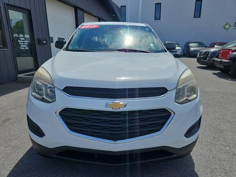 Used 2017 Chevrolet Equinox LS FWD image 11