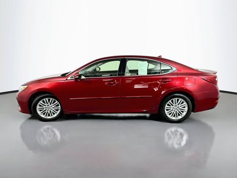 Used 2013 Lexus ES 350 w/ Luxury Pkg FWD image 4