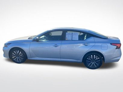 Used 2024 Nissan Altima 2.5 SV