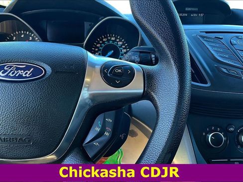 Used 2014 Ford Escape SE image 12