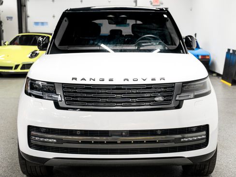 Used 2024 Land Rover Range Rover Autobiography AWD/4WD image 4