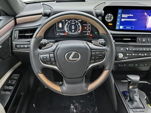 Certified 2024 Lexus ES 350 Ultra Luxury w/ Accessory Package (Z2) image 27