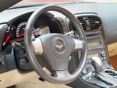 Used 2008 Chevrolet Corvette Coupe RWD image 41