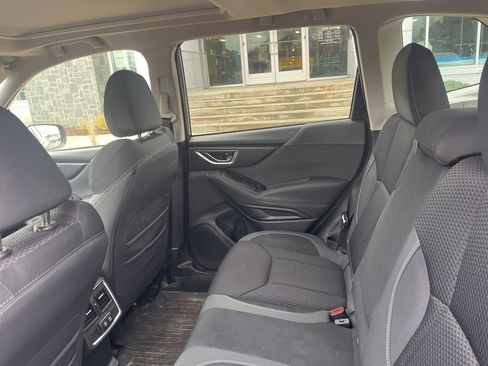 Used 2024 Subaru Forester Premium image 11