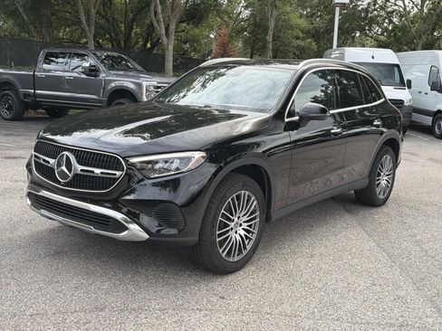 Certified 2025 Mercedes-Benz GLC 300 image 7